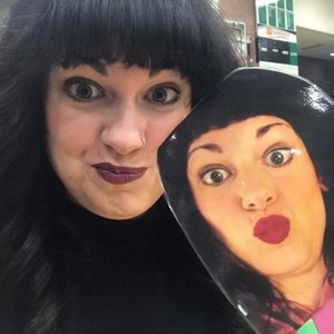 Meet your Posher, Leslie